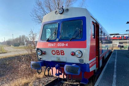 5047 vor Abfahrt in Obersdorf 420x280 - Endstation Abstellgleis